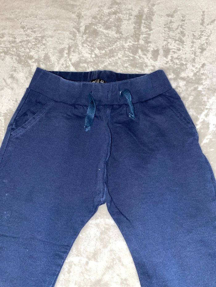 Jogging taille 24 mois - photo numéro 2