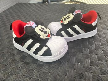 Basket adidas taille 20