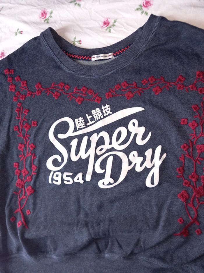 Pull fleur superdry sport - photo numéro 2