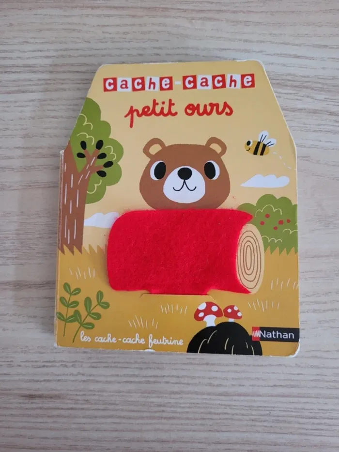 Cache cache Petit ours