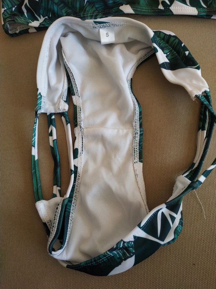 Maillot de bain vert taille S - photo numéro 3