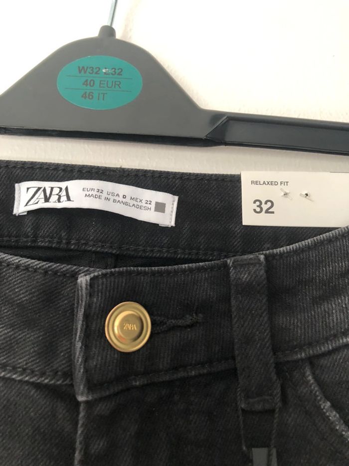 Superbe beau jean relaxed fit Zara neuf avec étiquette taille 32 - photo numéro 4
