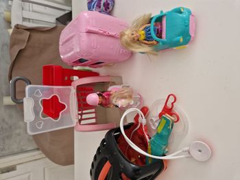 Ensemble jouet voiture caravane et accessoires