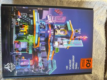[NEUF] Lumibricks F9042 - Cyberpunk Neoncity - Appartement 2507 pcs