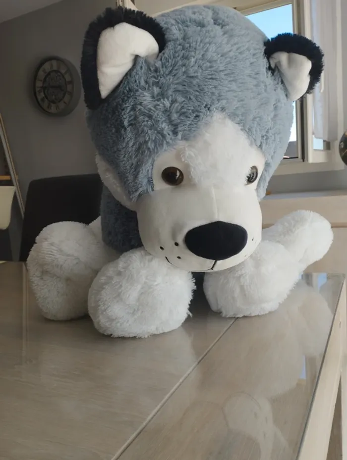 Grande peluche chien
