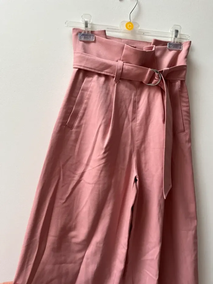 pantalon ceinturé rose large Monki - photo numéro 2