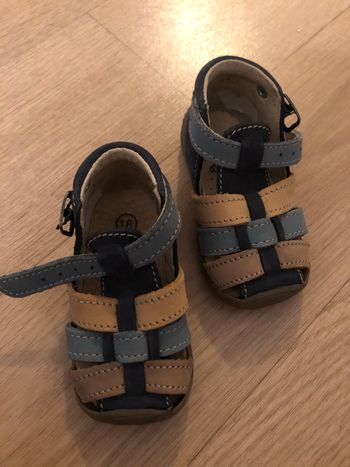 Chaussure bébé