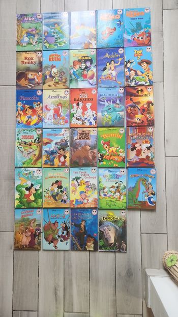 Lot de 55 livres Disney pour enfants. 