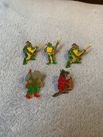 Lot de 5 pin’s badge retrogaming Nintendo tortues Ninja bebop rat Maitre splinter