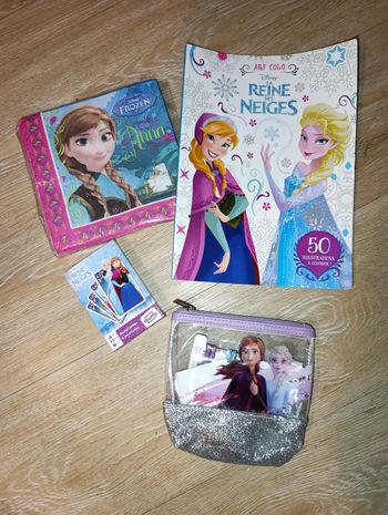 Lot articles la reine des neiges TBE