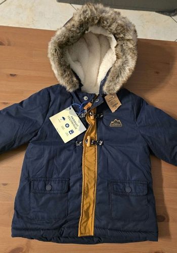 NEUF  (non porté)🏷 🥰🤩💙superbe parka chaud 23 mois garçon 💙😍🤩