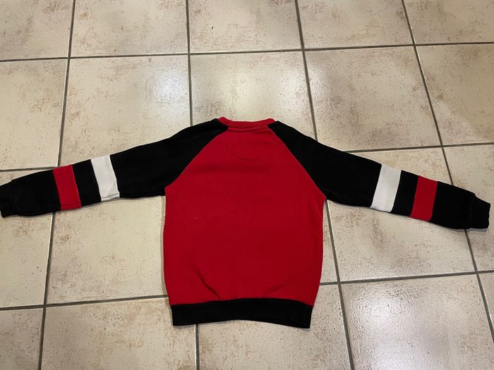 Sweat taille 122cm - photo numéro 3