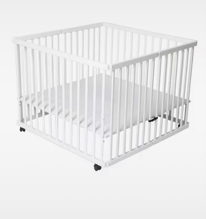 Parc Geuther + matelas Babylux 60€ - photo numéro 3