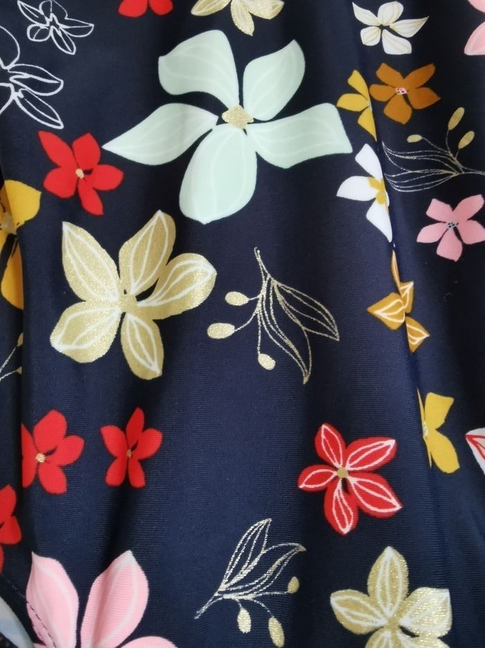 Maillot de bain 3 ans fleur bleu marine - photo numéro 2