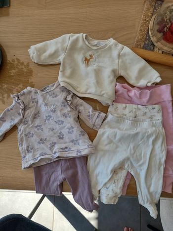 Lot vêtements 1 mois