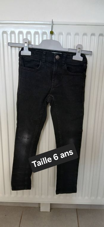Jeans garçon Taille 6 ans marque Kiabi 