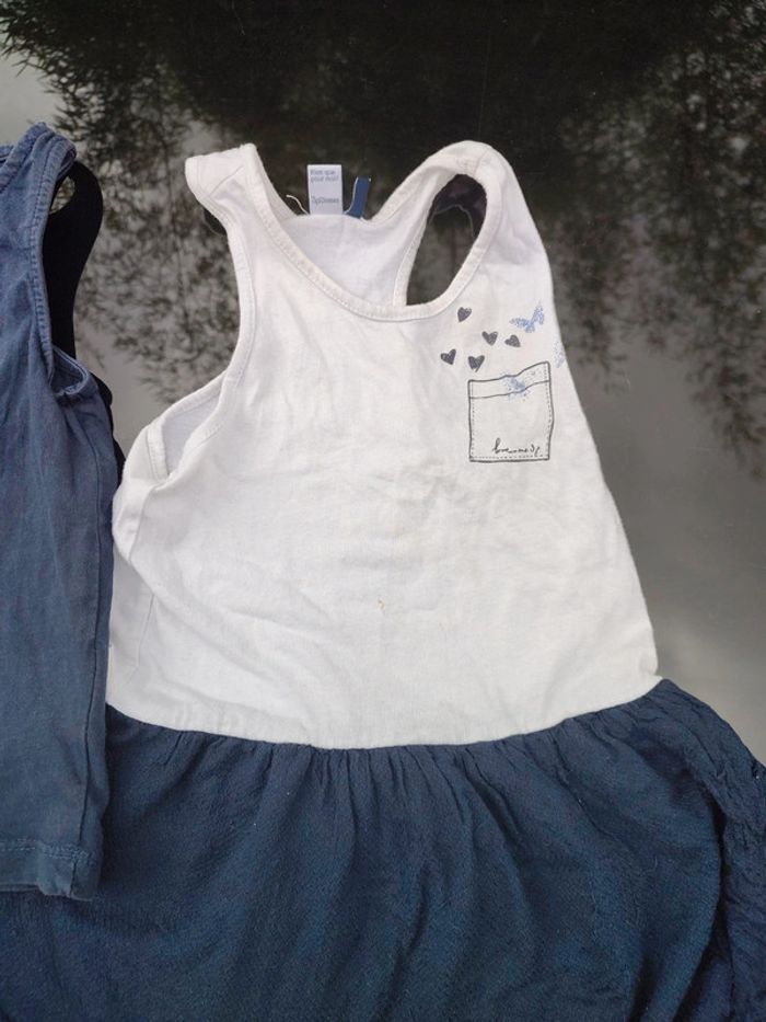 Tee shirt et robe4 ans - photo numéro 5
