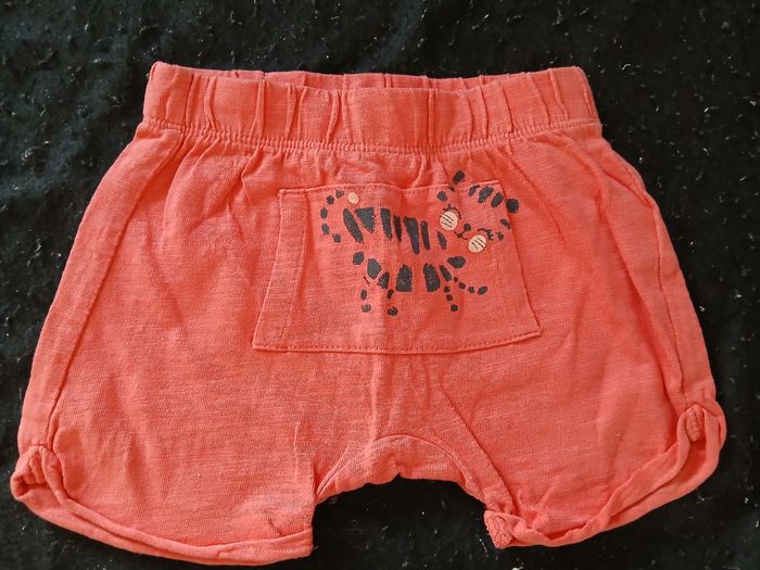 Lot de 2 shorts été 12 mois fille - photo numéro 3