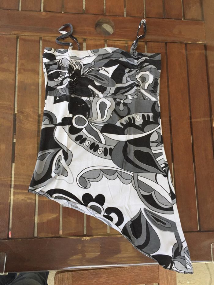 Débardeur noir et blanc