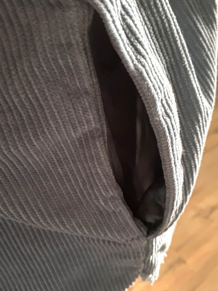 Sur chemise bleue en velours côtelé - photo numéro 5