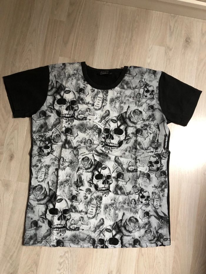Tee shirt motifs gothic