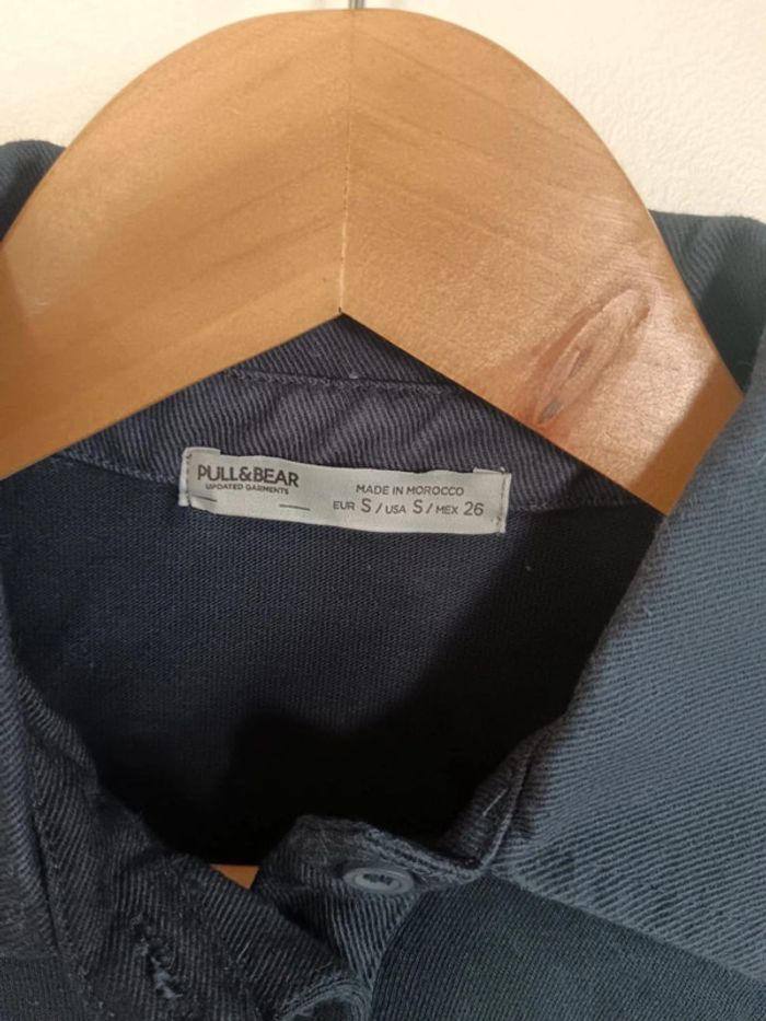C26 sweat marine Pull&Bear S - photo numéro 3