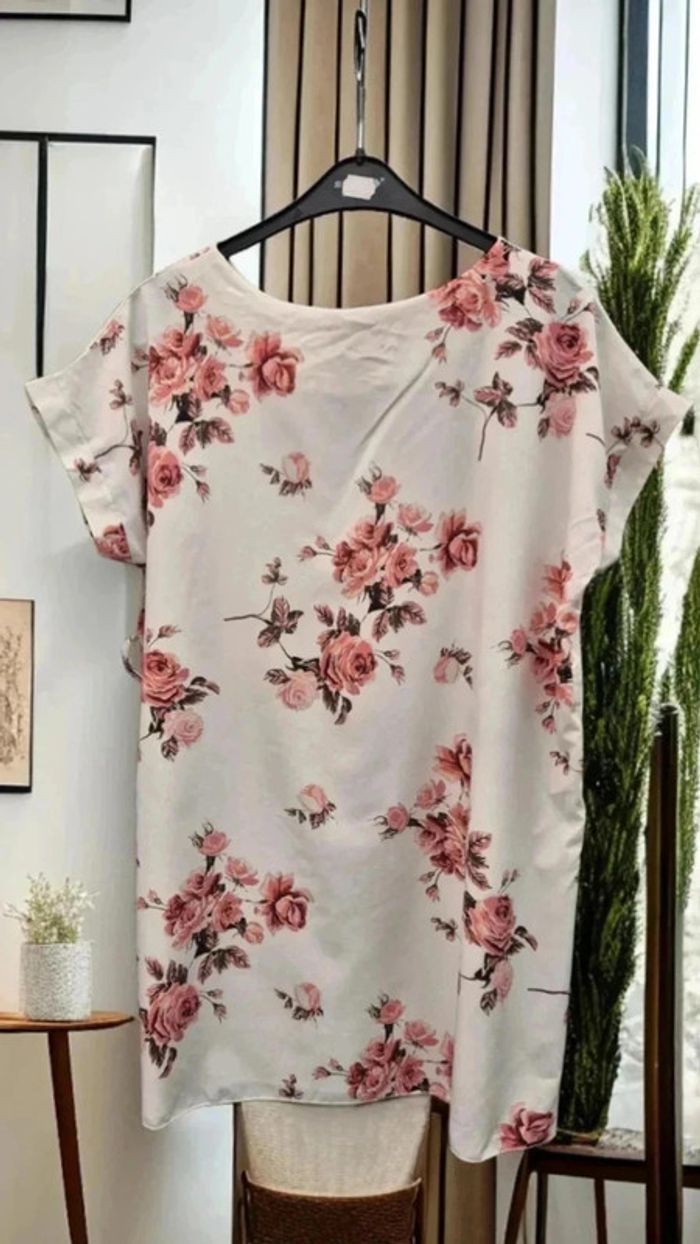 Robe droite beige 🌹44/46 🌹 new collection - photo numéro 2