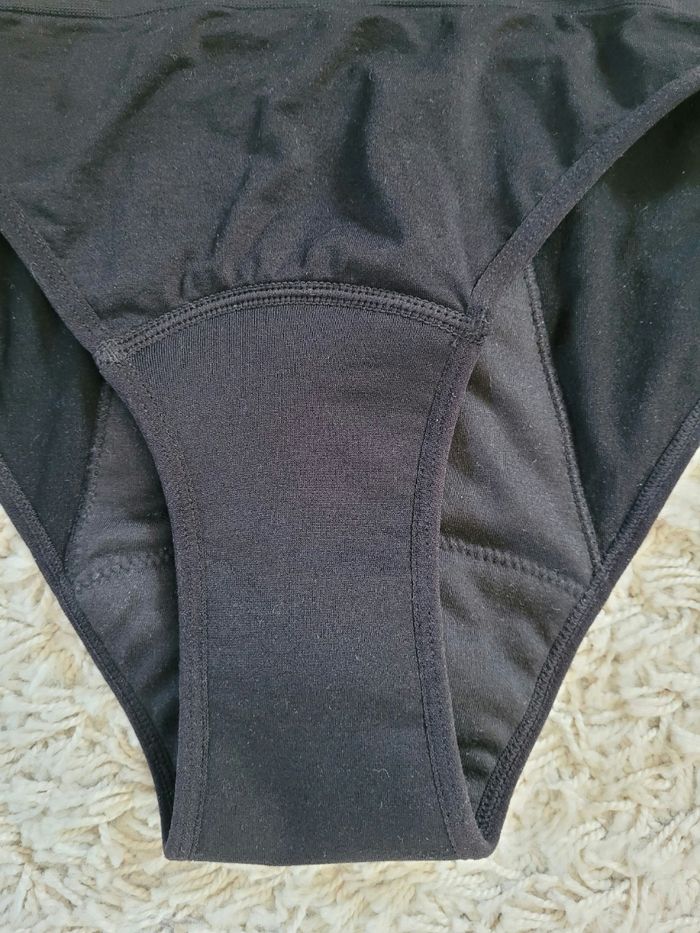 Lot de 3 culottes menstruelles noires neuves T.S/M - photo numéro 3