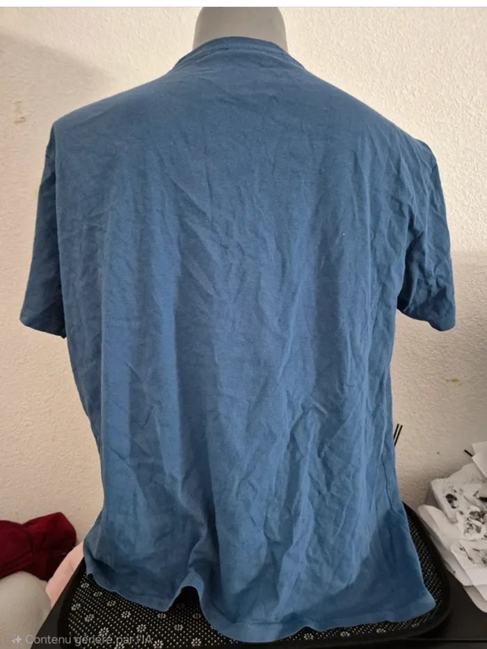 T-shirt homme bleu en coton, en excellent état. Taille XXL - photo numéro 2