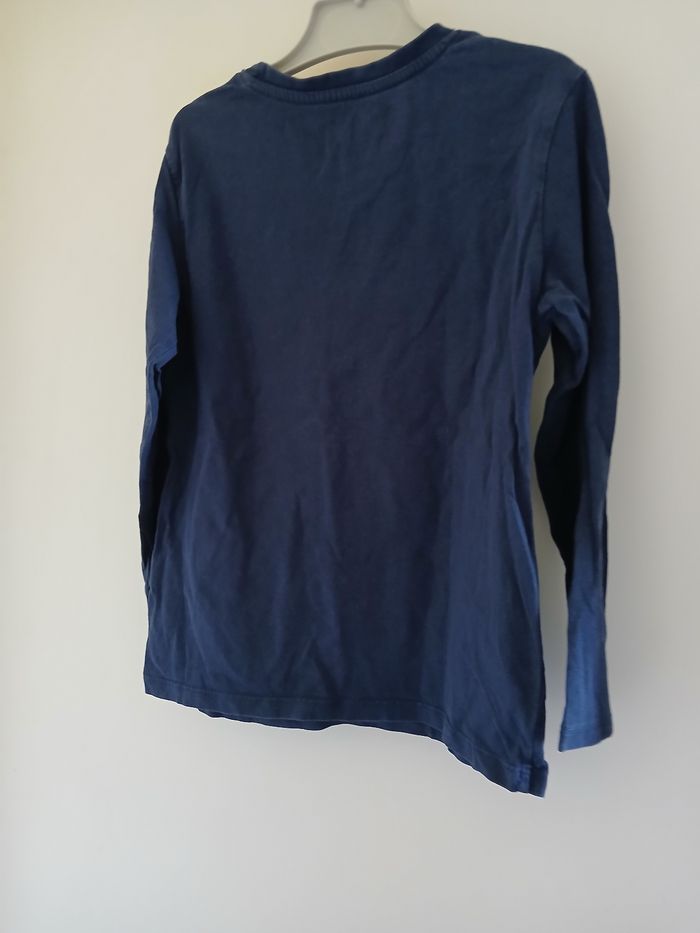Tee-shirt manches longues Taille 5/6 ans - photo numéro 4