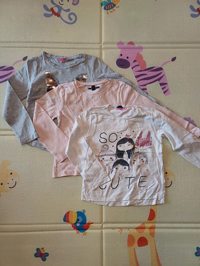 Lot t-shirts manches longues 4 ans