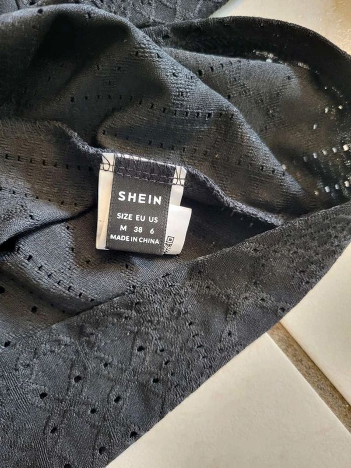 Haut Shein noir - photo numéro 2