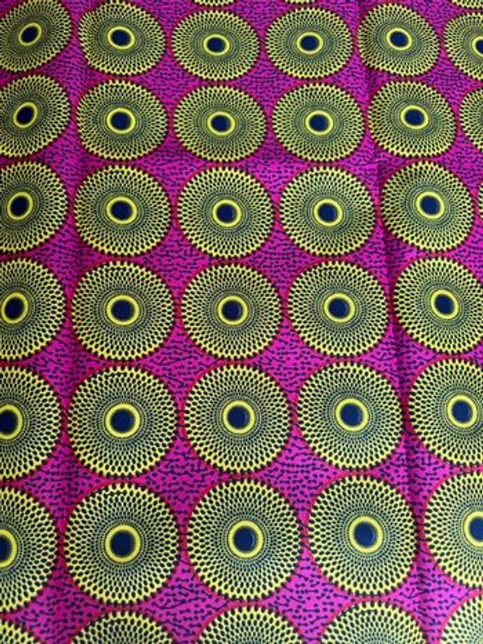 Coupon tissu wax rose à disques jaunes - photo numéro 2