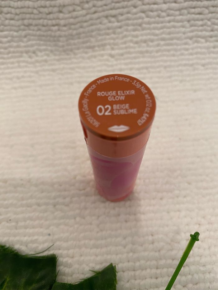Rouge à lèvre - photo numéro 2