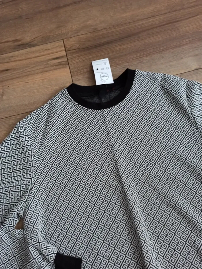 Pull homme noir et beige manches longues L - photo numéro 2