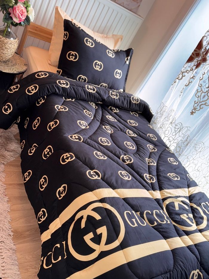 Les couettes une place tt neuf - photo numéro 5