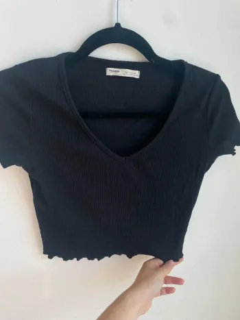 T shirt court noir Pull and Bear