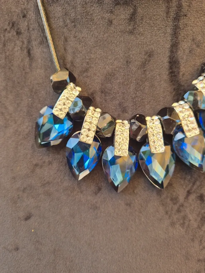 Collier fantaisie bleu saphir - photo numéro 2