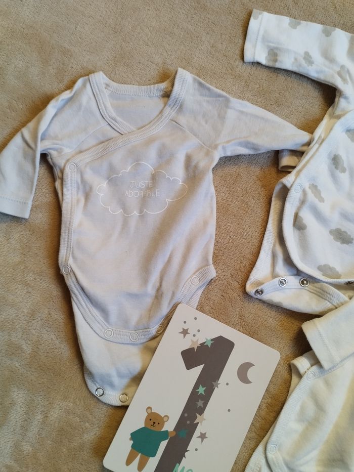 Lot de 3 bodies - photo numéro 2