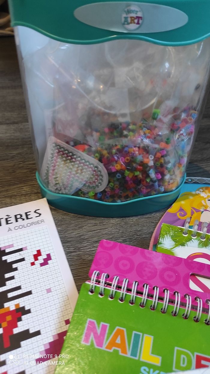 Lot coloriages/loisirs créatifs - photo numéro 7