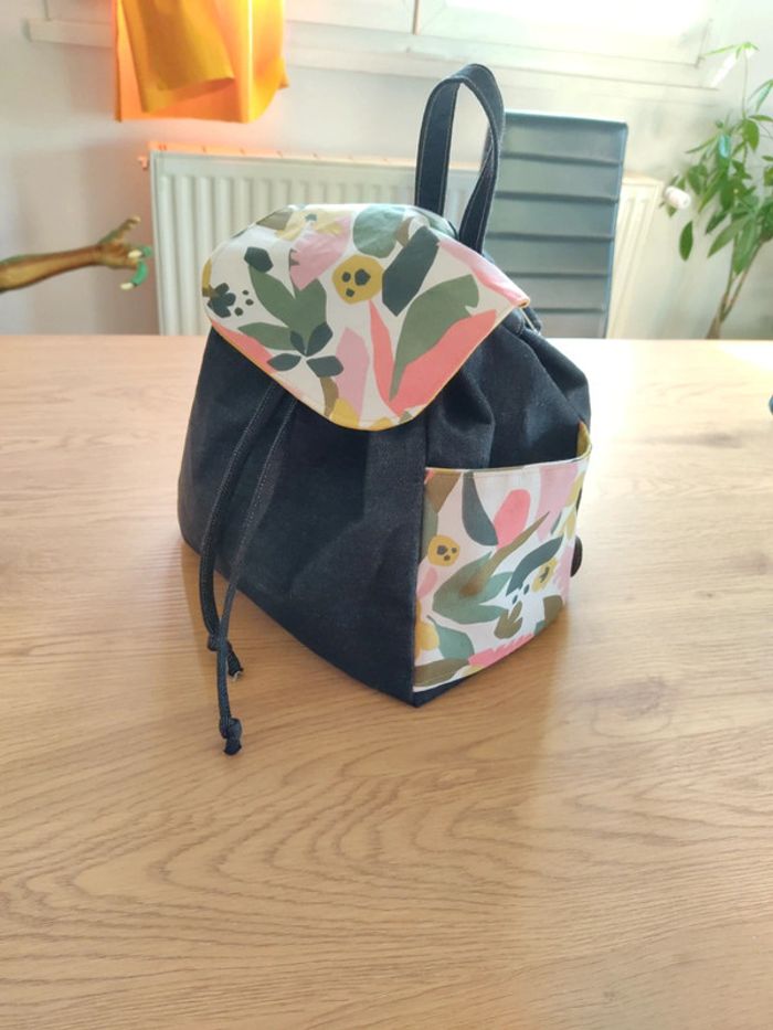 Sac à dos fleuri - photo numéro 2