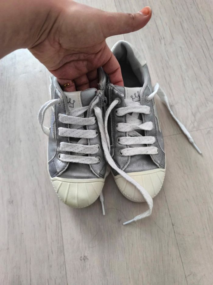 Basket a lacets