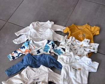Lot bodys  1, »09-