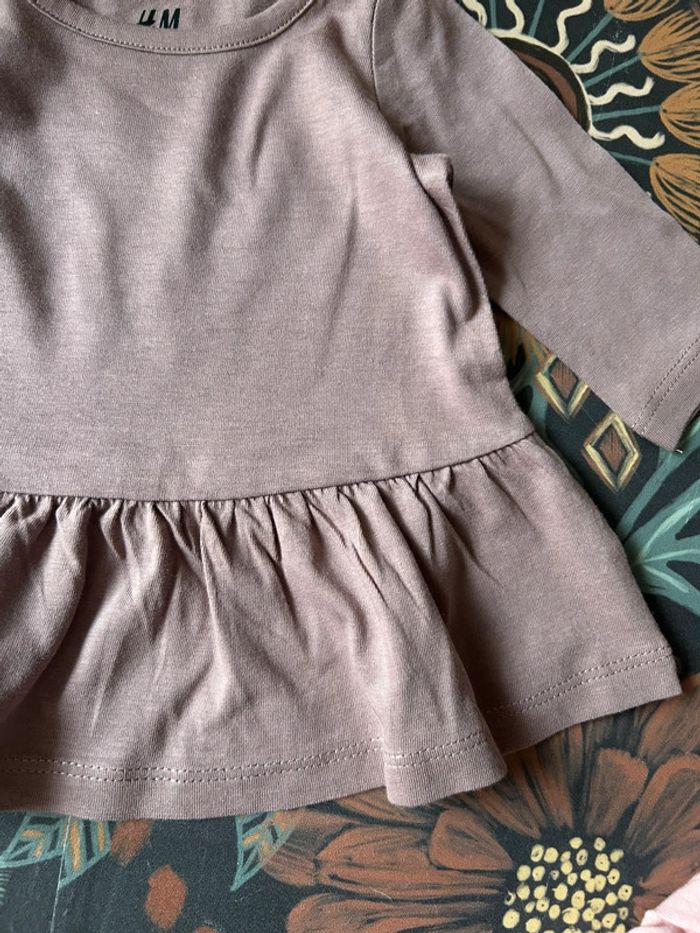 Lot 2 robes 50 cm/ collants 50/56 cm - photo numéro 5