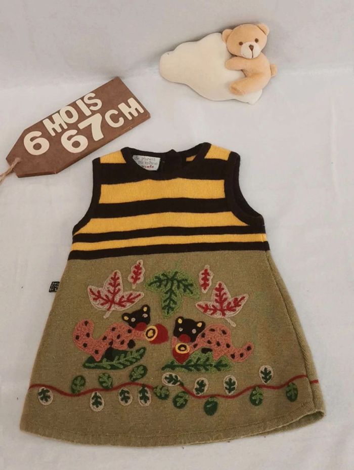 Robe  👣  vintage,  chaude, en laine,  brodée  du  pareil  au  même, dpam  6 mois