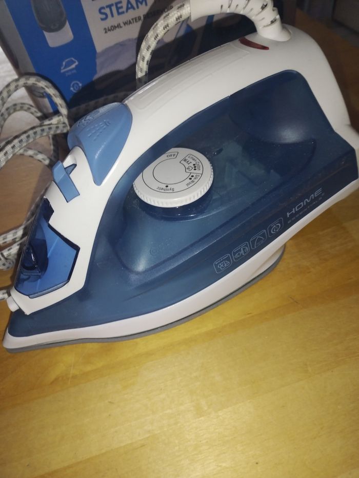 Fer à repasser - photo numéro 3