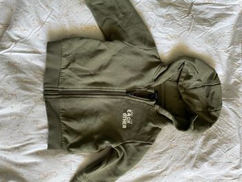 Veste à capuche