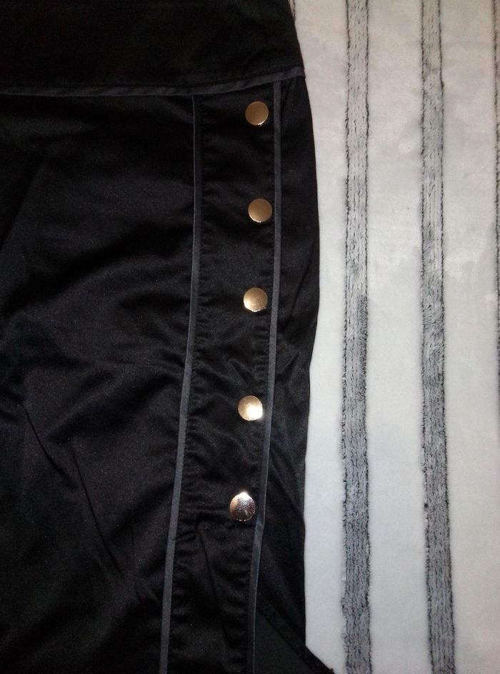 Mini jupe femme taille 3 - photo numéro 3
