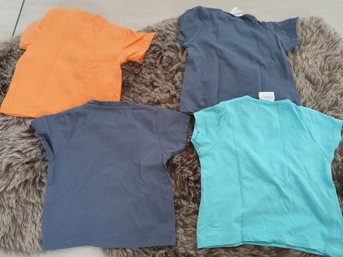 Lot de 4 t-shirts manches courtes taille 6 mois - photo numéro 2