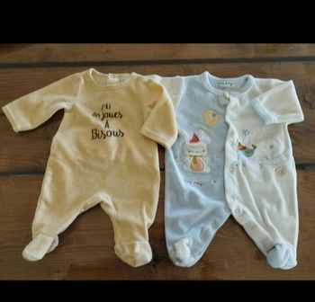 2 pyjamas 0 mois